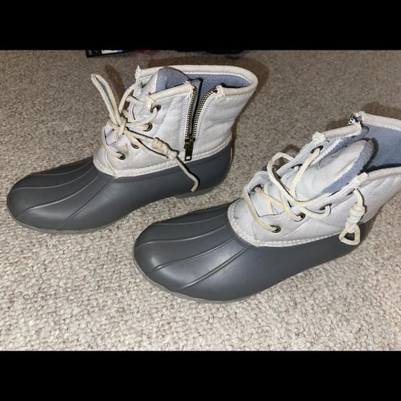 Sperry Duck Boots - Picture 2 of 4